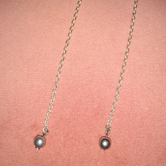 Solid 925 Sterling Silver Wires Long Chain Earrings Grey Pearl Minimalist New - Picture 4 of 9